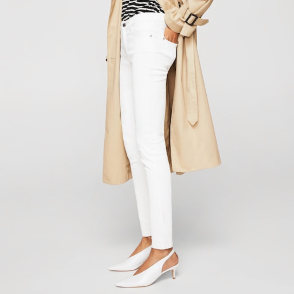 NWOT Mango white Skinny fit, mid-rise